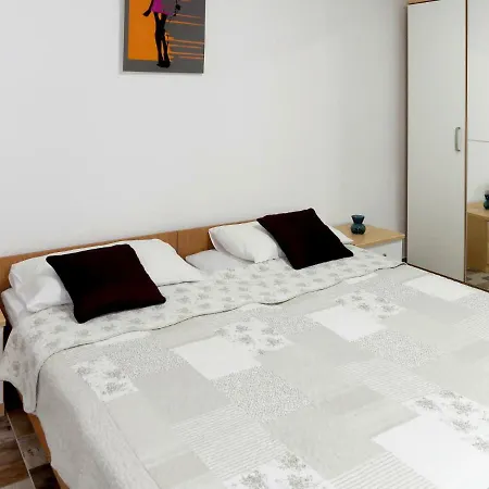 Haus Fjolla 436s * Labin